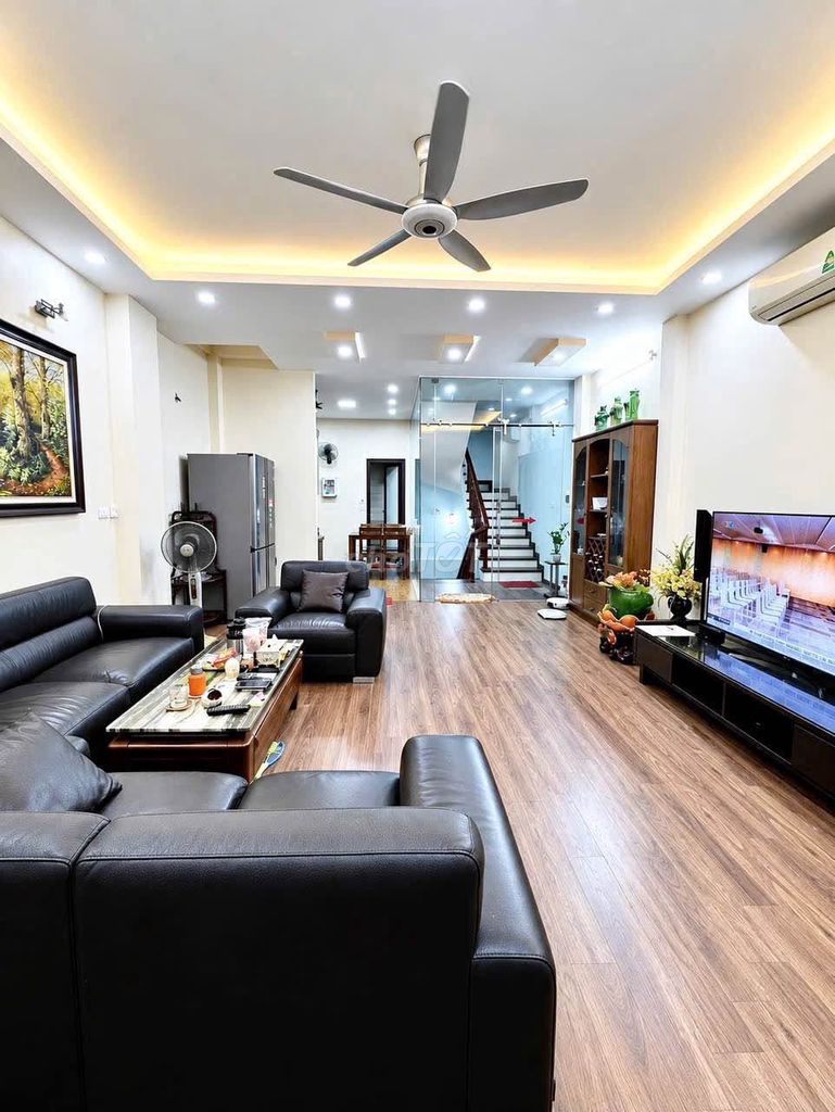 Nhà đẹp 52m² Nguyễn Ngọc Nại, Thanh Xuân, 17.5 tỷ, ô tô tránh