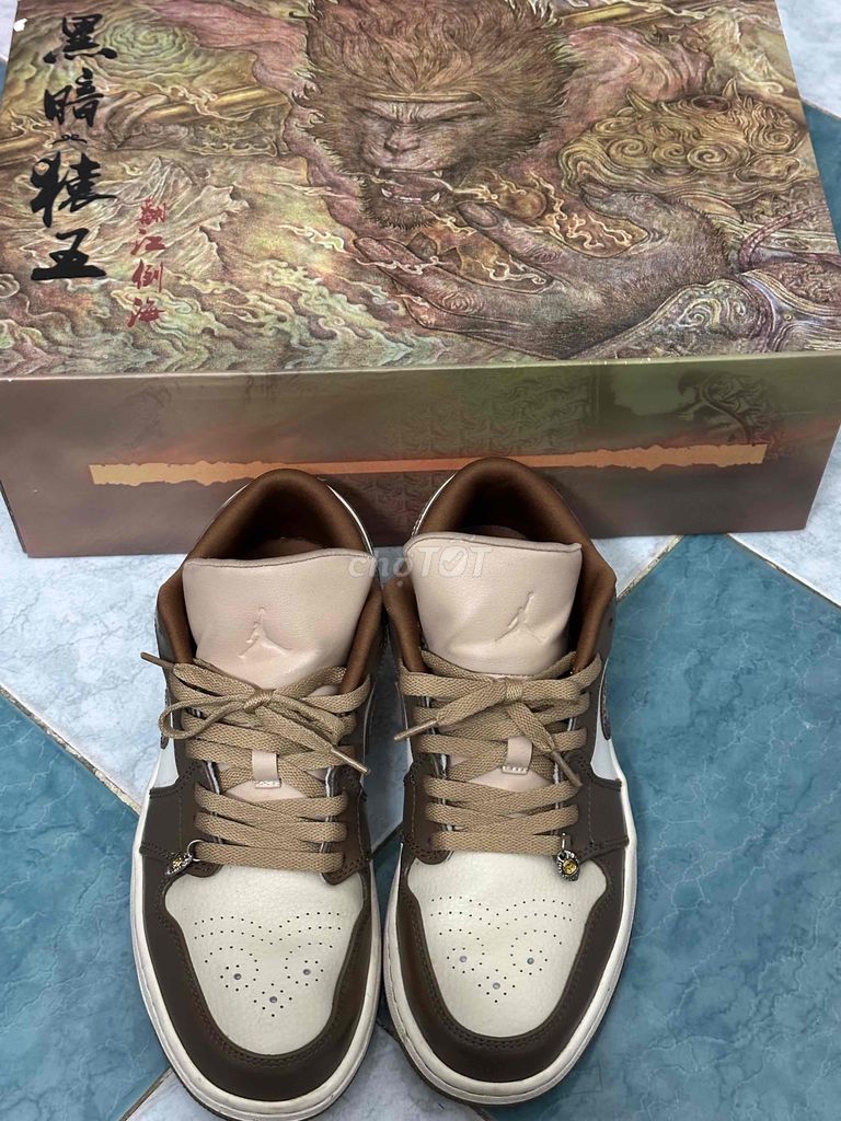 Giày Nai Jordan size 41 phiên bản Wukong