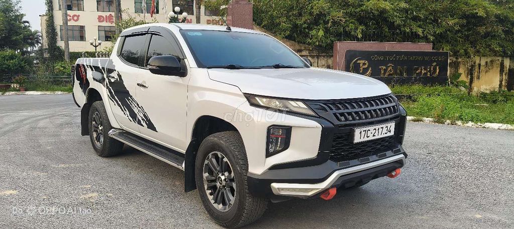 Mitsubishi Triton GLS Mivec Pretium 2019 белый