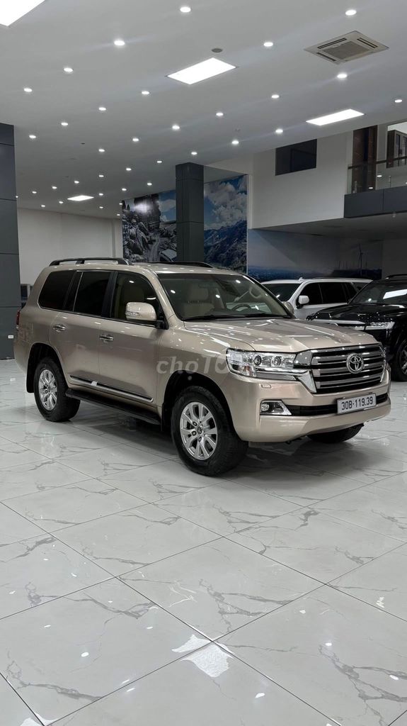 Toyota Land Cruiser LC200, sản xuất 2016 cực mới.. Mua bán Ô tô tại Quận Bắc Từ Liêm Hà Nội được đăng bởi Mr Hợi  hình 3