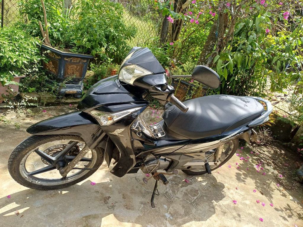 Honda Future 2014. Mua bán Xe máy tại Huyện Núi Thành Quảng Nam được đăng bởi Vũ hình 3