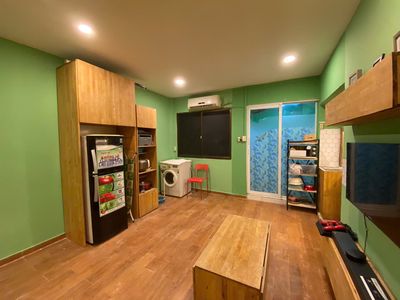 CĂN HỘ 24m2, có nội nhất, Q1, M/Tiền T.H.Đạo, an ninh, ko phí quản lý