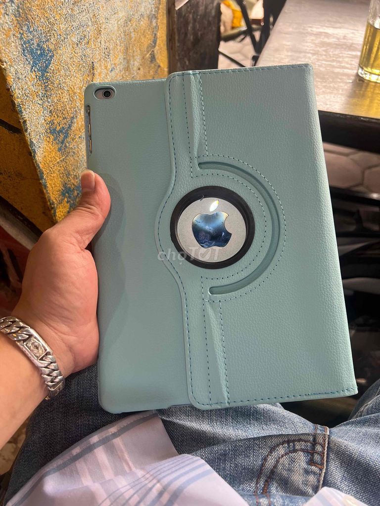 Apple iPad Air 32GB Xám. Mua bán Máy tính bảng tại Quận Đống Đa Hà Nội được đăng bởi Nguyen dao hình 1