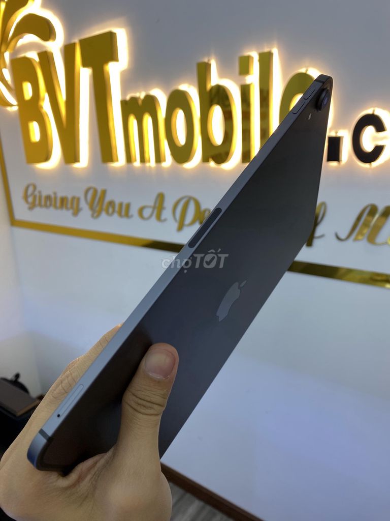 Ipad Pro 12,9 inch 5g+wifi 512gb. Mua bán Máy tính bảng tại Quận Long Biên Hà Nội được đăng bởi Hạ Hoà hình 2