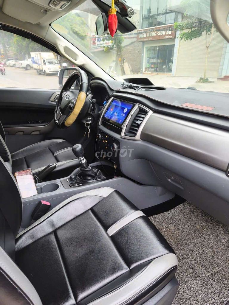 145 2016 XLT 2.2L 4x4 MT - 98000 km. Mua bán Ô tô tại Huyện Thanh Trì Hà Nội được đăng bởi Chuyên mua bán xe Bán Tải Lướt  hình 13