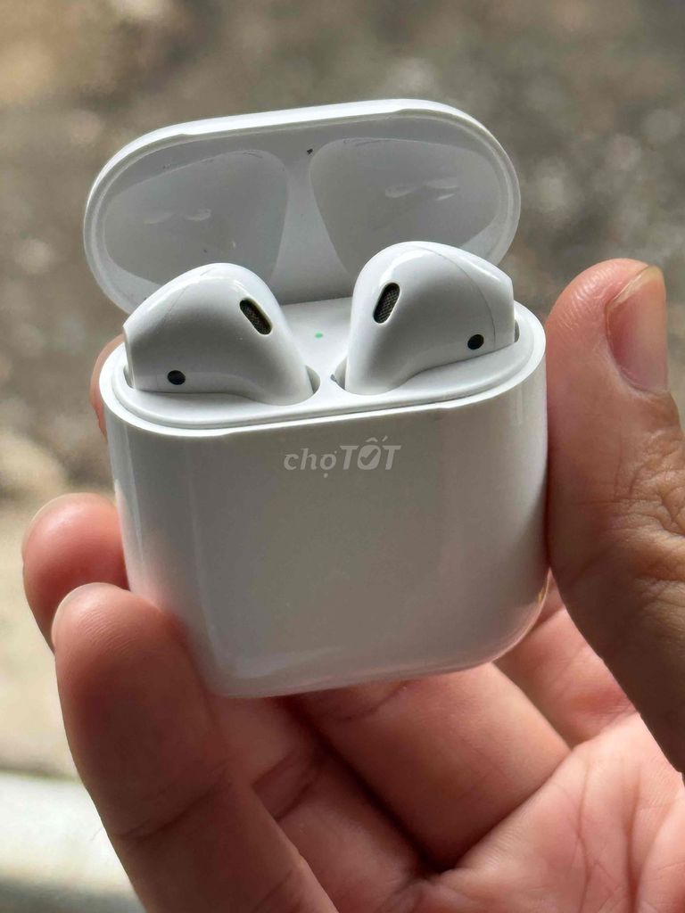 Tai nghe Apple AirPods 1 Trắng. Mua bán Tivi, Âm thanh tại Thành phố Long Xuyên An Giang được đăng bởi KHANG LOCK hình 1