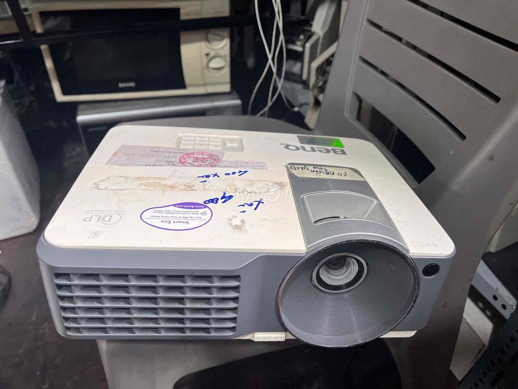 Máy chiếu BenQ MW712 Trắng. Mua bán Đồ dùng văn phòng tại Quận Phú Nhuận Tp Hồ Chí Minh được đăng bởi My Thanh Lý Đồ Cũ Nguyễn Kiệm hình 1
