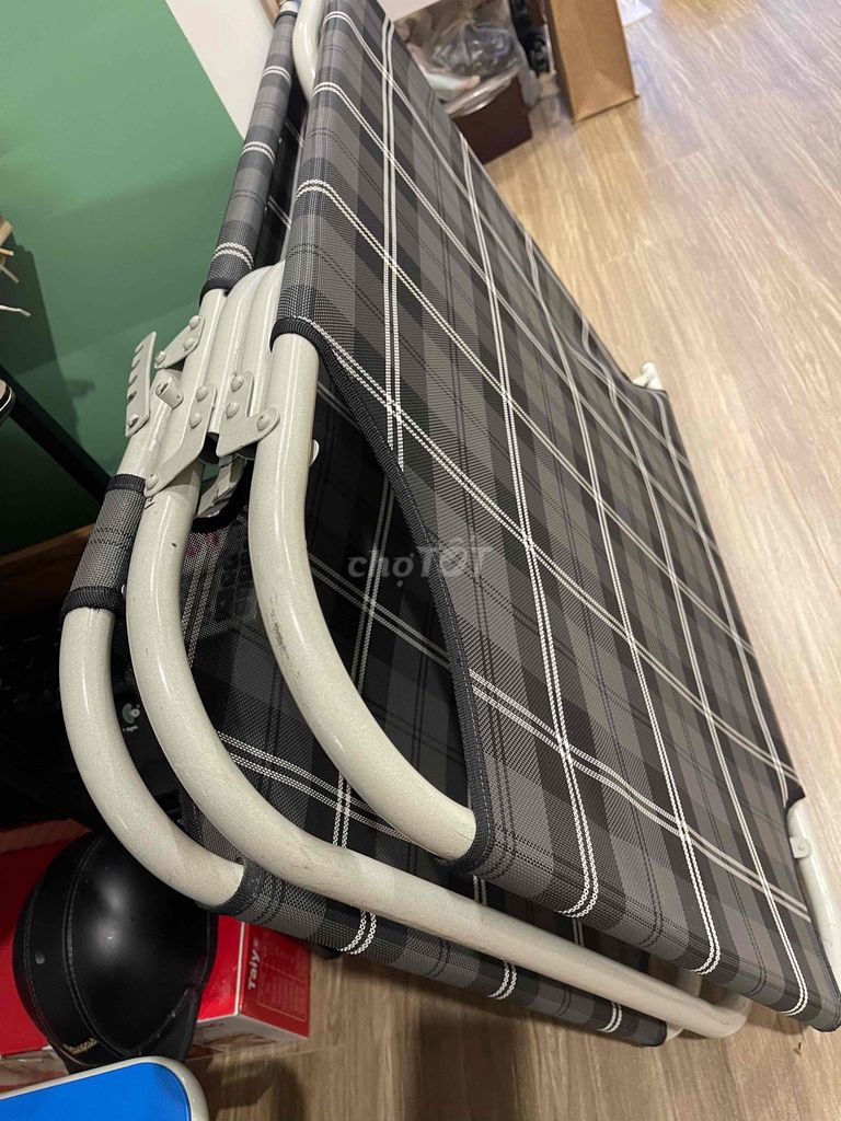Giường gấp Kim loại Vải lưới thoáng mát 1.8m. Mua bán Giường, chăn ga gối nệm tại Huyện Gia Lâm Hà Nội được đăng bởi Phạm hình 1