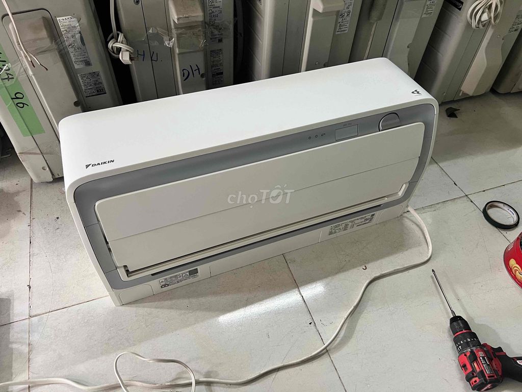 Máy lạnh Daikin tên lửa X71streamer Full chức năng