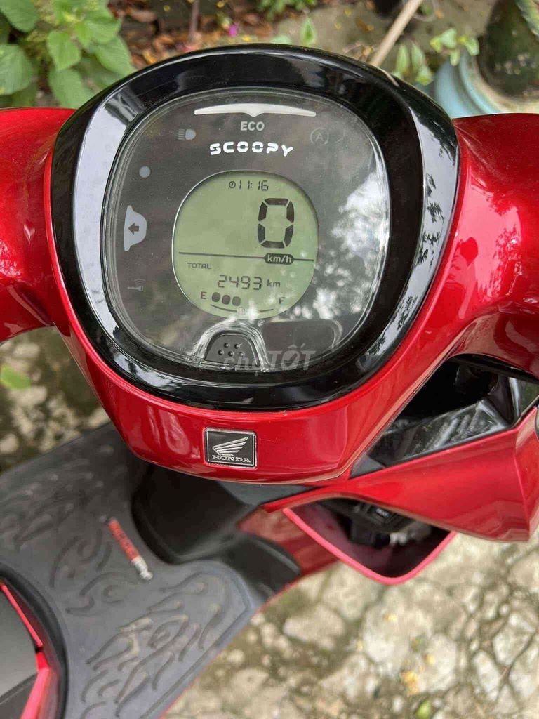 scoppy. mới đi có 2 ngàn km. như xe hãng. Mua bán Xe máy tại Quận Ngũ Hành Sơn Đà Nẵng được đăng bởi Nguyễn Phước Vĩnh hình 5