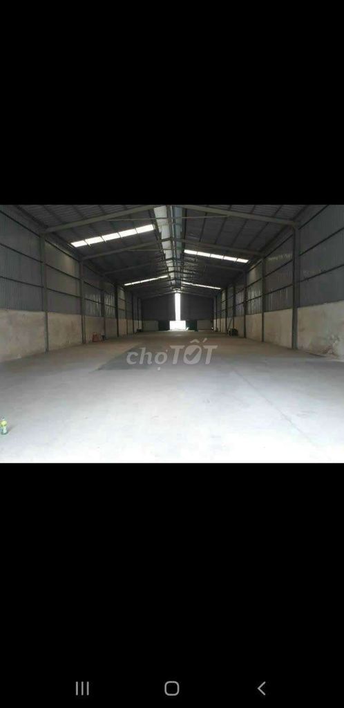 CHO THUÊ XƯỞNG 600M2 GIÁ THUÊ 2TR