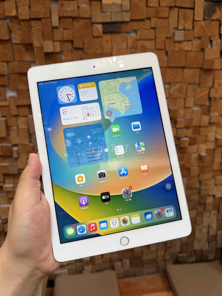 Gen 5 128gb wifi Gold zin keng 99. Mua bán Máy tính bảng tại Quận Hoàng Mai Hà Nội được đăng bởi Ngô Tuấn Anh hình 1