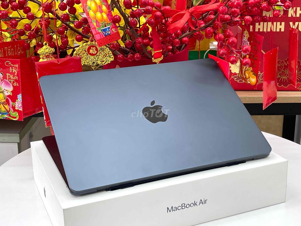 +QUÀ MacBook Air M3 2024 BH FPT 2026 Đẹp Như Mới