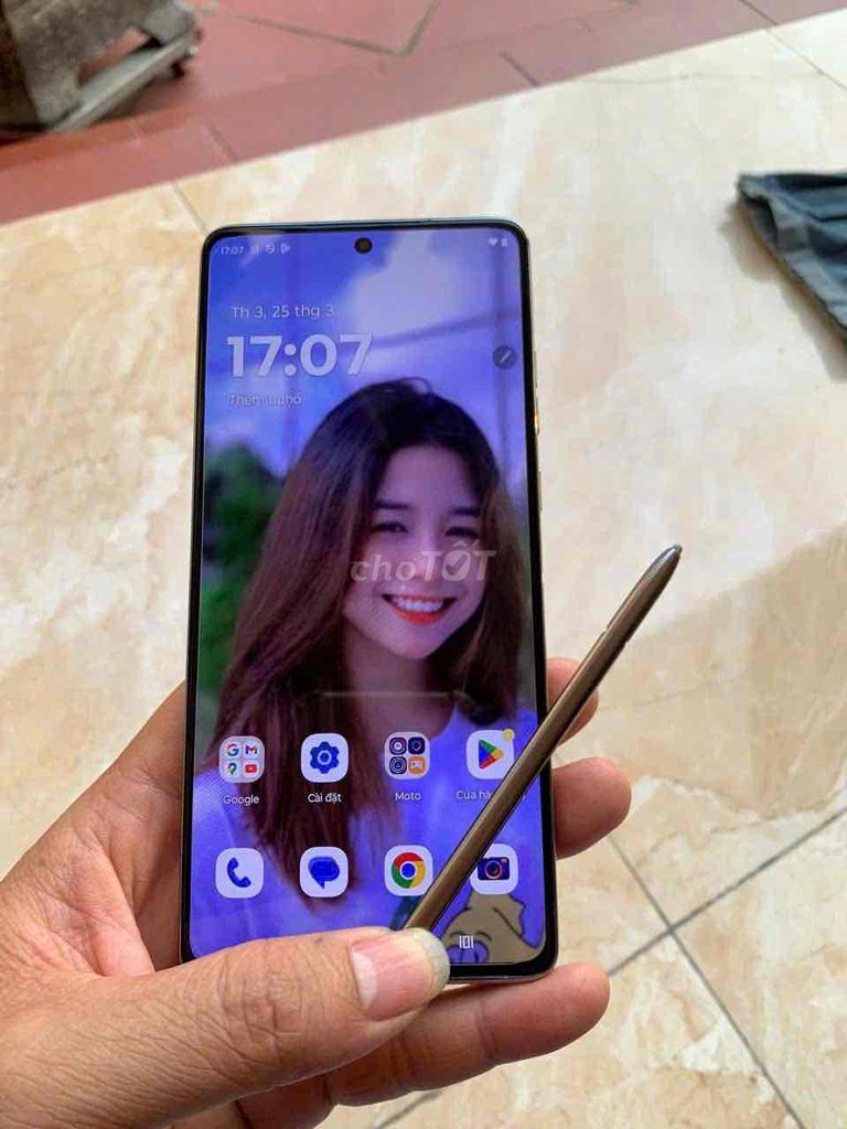 Motorola 16GB/256GB Vàng 98%. Mua bán Điện thoại tại Quận Long Biên Hà Nội được đăng bởi NGUYỄN MẠNH THẮNG hình 1