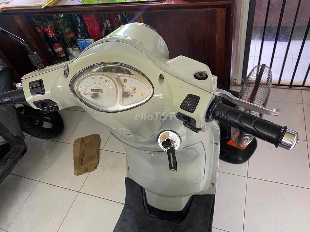 Attila Eliazabeth đời cao 2011 xe đẹp máy êm. Mua bán Xe máy tại Quận 5 Tp Hồ Chí Minh được đăng bởi JM hình 5