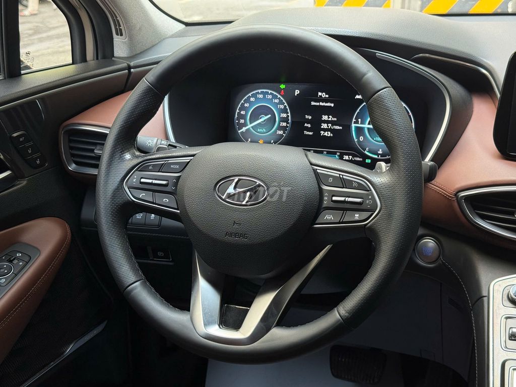 Hyundai Santafe 2.2D Premium 2022 1 chủ odo 7v9km. Mua bán Ô tô tại Quận Bắc Từ Liêm Hà Nội được đăng bởi Mr Cường hình 9