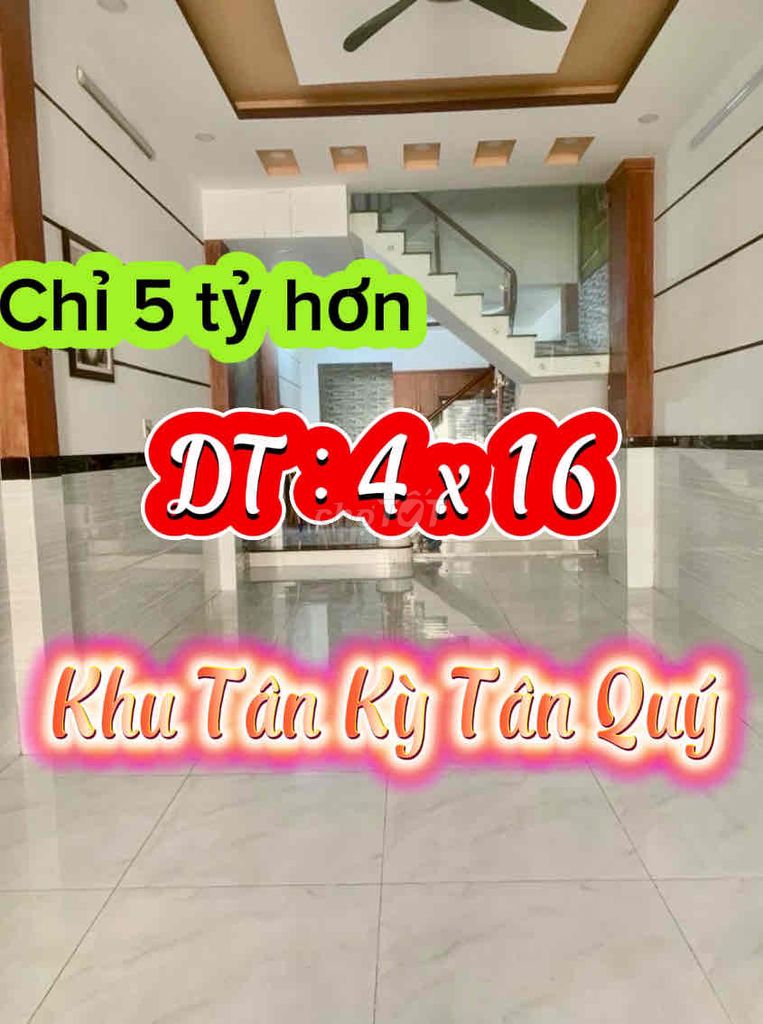 Chỉ 5 Đồng hơn -64m2 - Nhà 4 Tầng - Ô tô đỗ cửa -