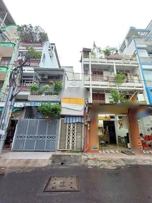 CHỦ GẤP Bán MẶT TIỀN GẦN NGUYỄN TRI PHƯƠNG, 33m2, 2TẦNG, 7TỶ, Gần VHM. Mua bán văn phòng, mặt bằng kinh doanh tại Quận 10 Tp Hồ Chí Minh được đăng bởi Phan Thị Kim Tuyền