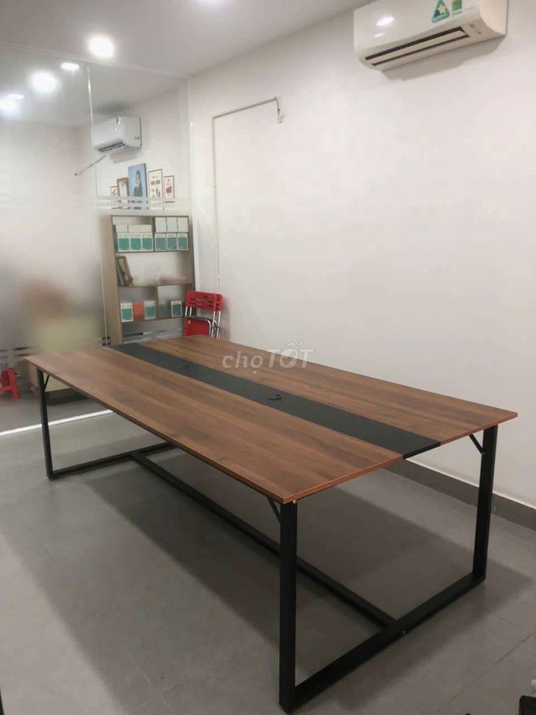 Bàn họp chân sắt. Mua bán Bàn ghế tại Thành phố Thủ Đức Tp Hồ Chí Minh được đăng bởi Vân Decor hình 3