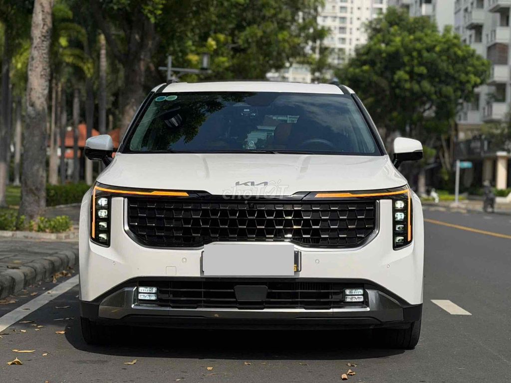 Kia Carnival facelift Signature 2.2D -lướt 2vạn km. Mua bán Ô tô tại Quận 1 Tp Hồ Chí Minh được đăng bởi Nguyên hình 1