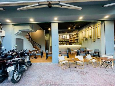 Аренда · 4 комн. · 72 м² · Quận Tân Bình, ул. Đường Trường Sa