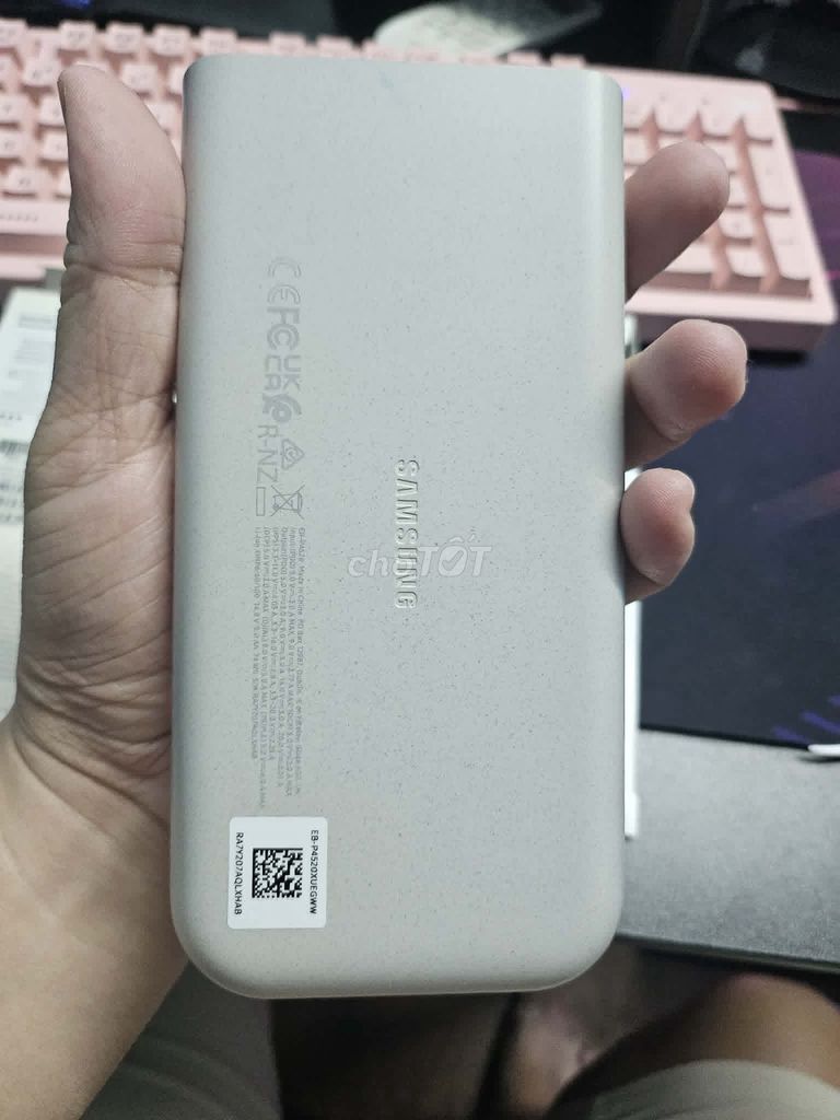 Sạc dự phòng Samsung 20000 mAh. Mua bán Phụ kiện (Màn hình, Chuột...) tại Quận 12 Tp Hồ Chí Minh được đăng bởi Duy hình 1