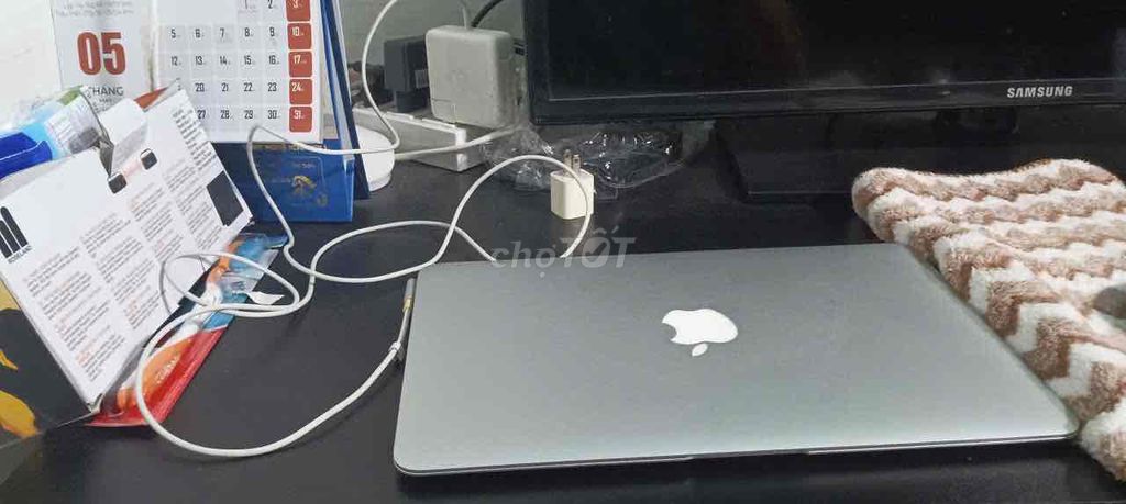 Apple MacBook Air Bạc Like New. Mua bán Laptop tại Huyện Long Điền Bà Rịa - Vũng Tàu được đăng bởi Nguyen Ngoc Do Thai hình 1