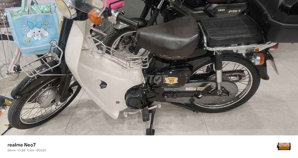 Honda Cub 50-летний юбилей Черно-белый Японский