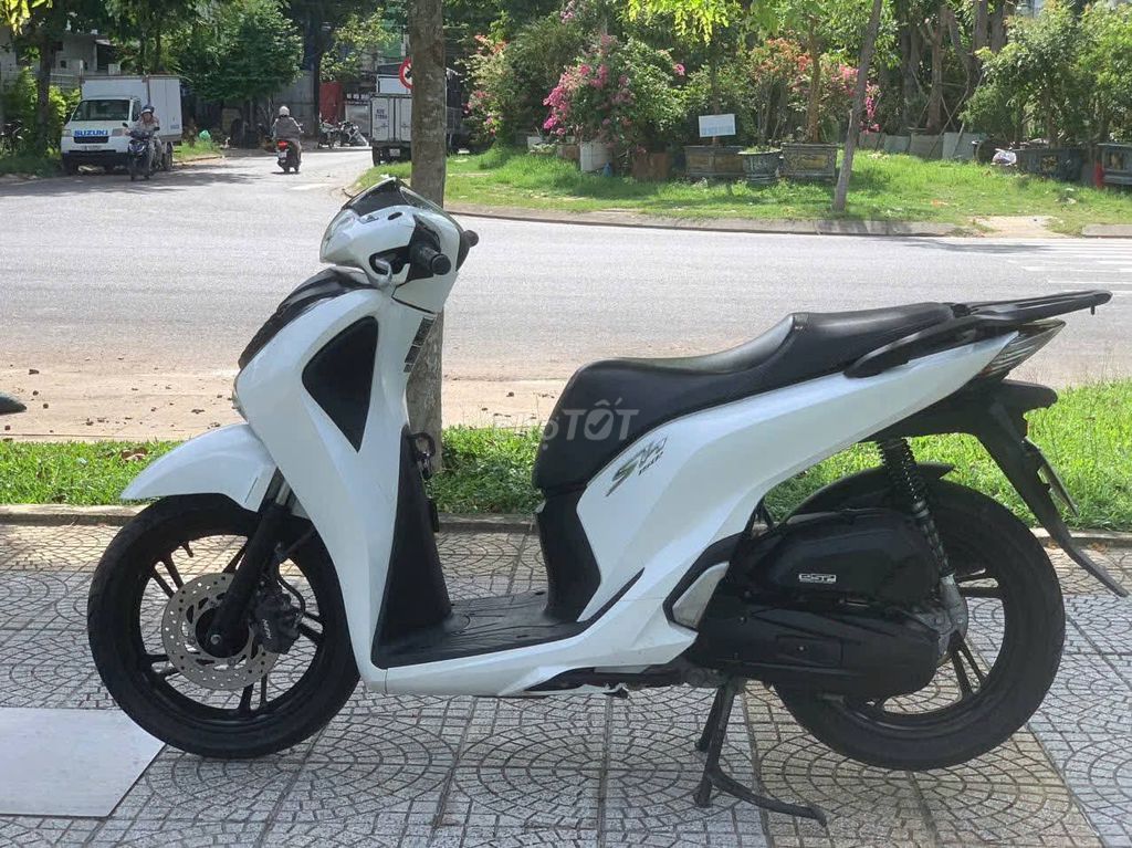 Honda Sh 2017 siêu mới có trả góp trao đổi. Mua bán Xe máy tại Quận Cẩm Lệ Đà Nẵng được đăng bởi Toàn hình 4