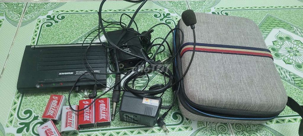 Micro không dây Shure Đen Diễn giả. Mua bán Tivi, Âm thanh tại Quận 12 Tp Hồ Chí Minh được đăng bởi Sangnguyen hình 1