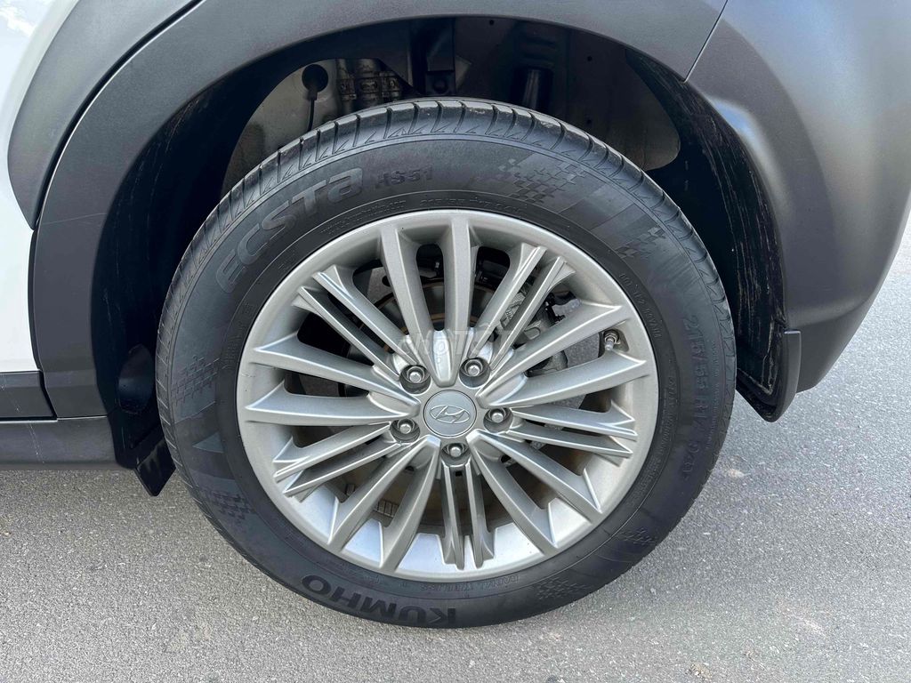 Hyundai Kona 2021 2.0AT Tiêu Chuẩn Odo 30000Km. Mua bán Ô tô tại Quận Cầu Giấy Hà Nội được đăng bởi Vũ Kiên hình 18