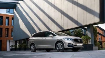Volkswagen Viloran Luxury 7 chỗ. Mua bán Ô tô tại Thành phố Biên Hòa Đồng Nai được đăng bởi Thắng Volkswagen