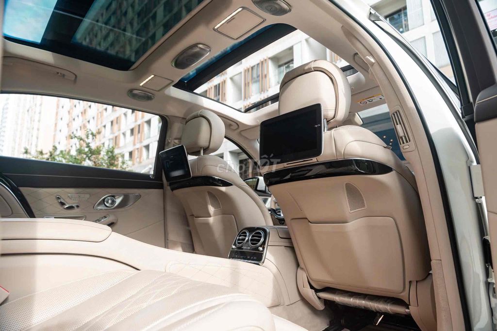 Mercedes - Maybach S450 model 2018 - Trắng Kem. Mua bán Ô tô tại Quận 7 Tp Hồ Chí Minh được đăng bởi Thật Nguyễn LongAnh Auto hình 11