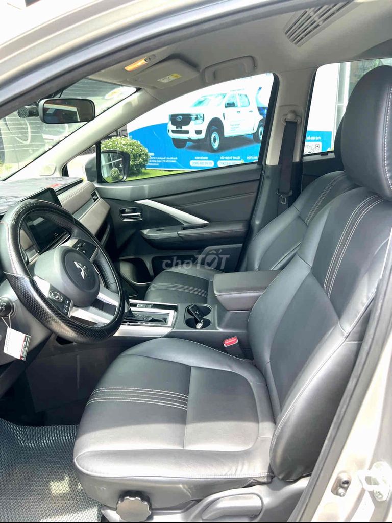 Mitsubishi Xpander 2024 Premium 1.5 AT - 22000 km. Mua bán Ô tô tại Quận 7 Tp Hồ Chí Minh được đăng bởi HUỲNH VŨ TÂN THUẬN FORD hình 12