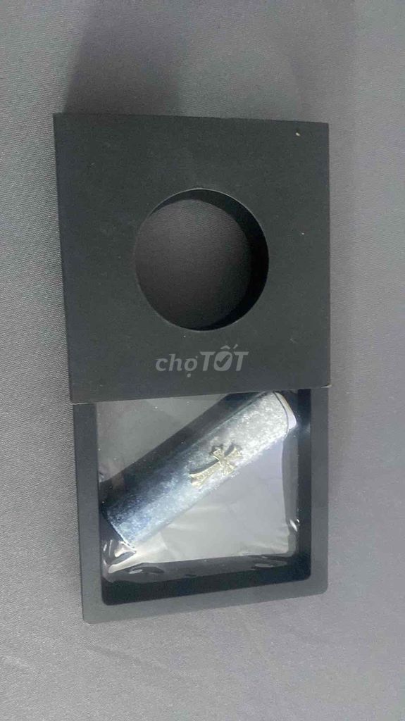 Bật lửa Bạc Bền bỉ