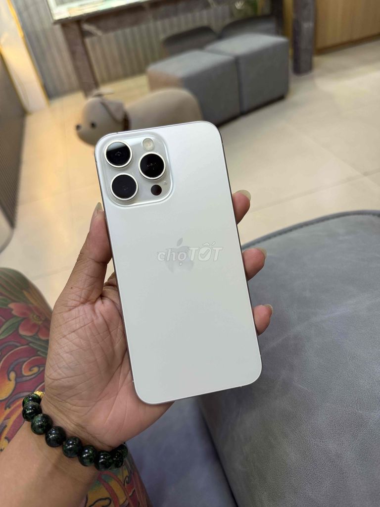 Apple iPhone 15 Pro Max Bạc 256GB Đã qua sử dụng. Mua bán Điện thoại tại Quận Lê Chân Hải Phòng được đăng bởi hải phòng hình 1