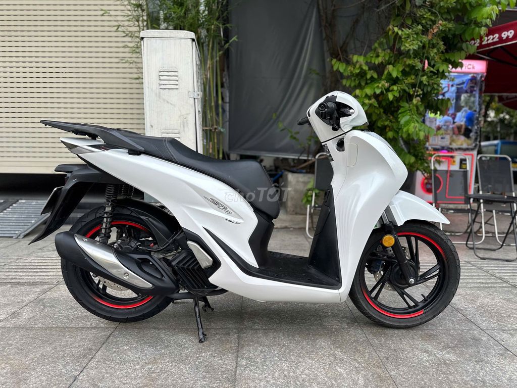 Honda SH 150i ABS 2020 Sporty Trắng. Mua bán Xe máy tại Quận Bình Thạnh Tp Hồ Chí Minh được đăng bởi VÕ MINH HẬU hình 14