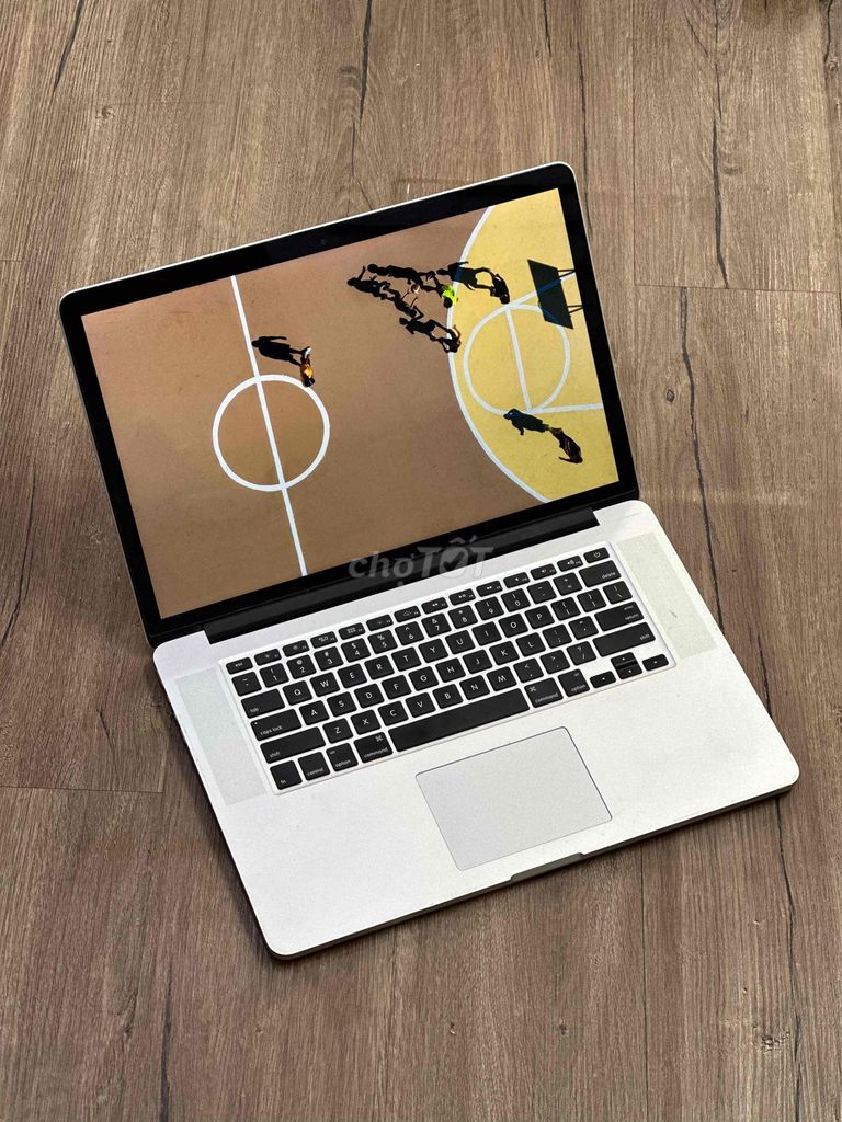 Macbook Pro 2015 i7 15 inch Ram 16GB / Ssd 1TB. Mua bán Laptop tại Quận 10 Tp Hồ Chí Minh được đăng bởi APPLE 2HAND hình 1
