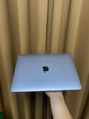 Macbook Pro 2017. Mua bán Laptop tại Quận Hà Đông Hà Nội được đăng bởi Cường Nguyễn Văn