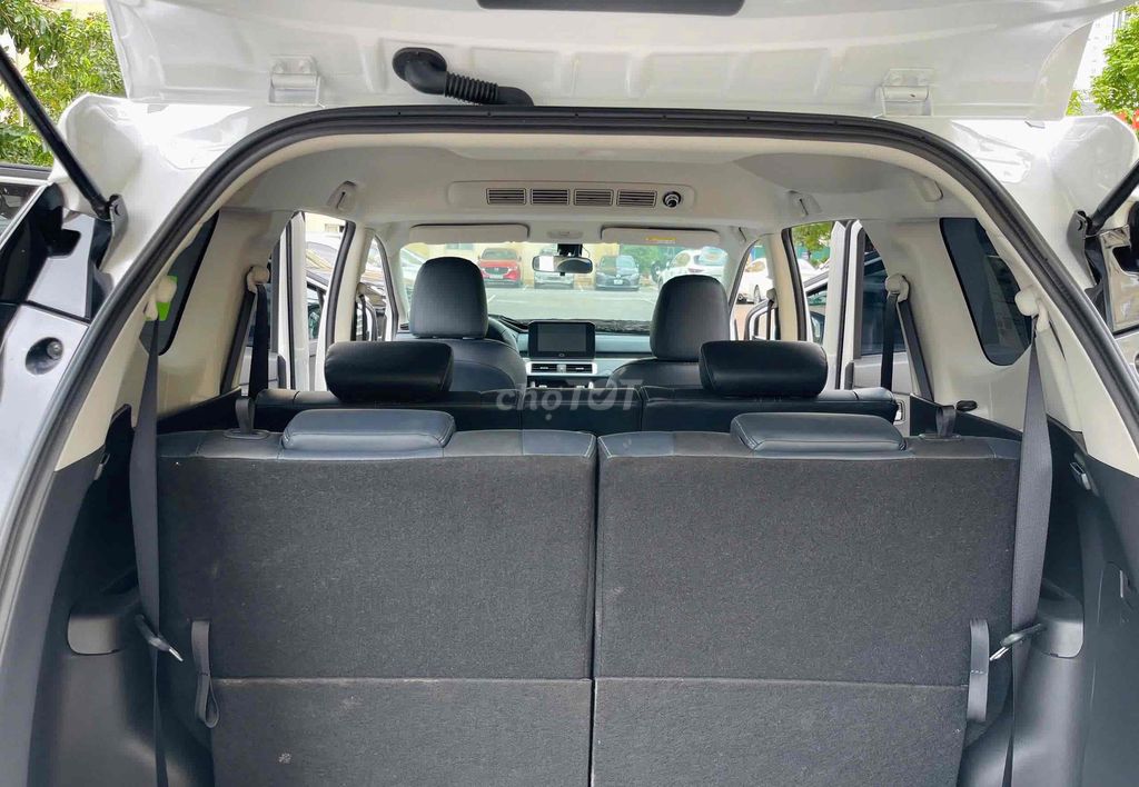 Mitsubishi Xpander Cross sx 2025 lướt 4000km. Mua bán Ô tô tại Quận Cầu Giấy Hà Nội được đăng bởi Cao Quý hình 17