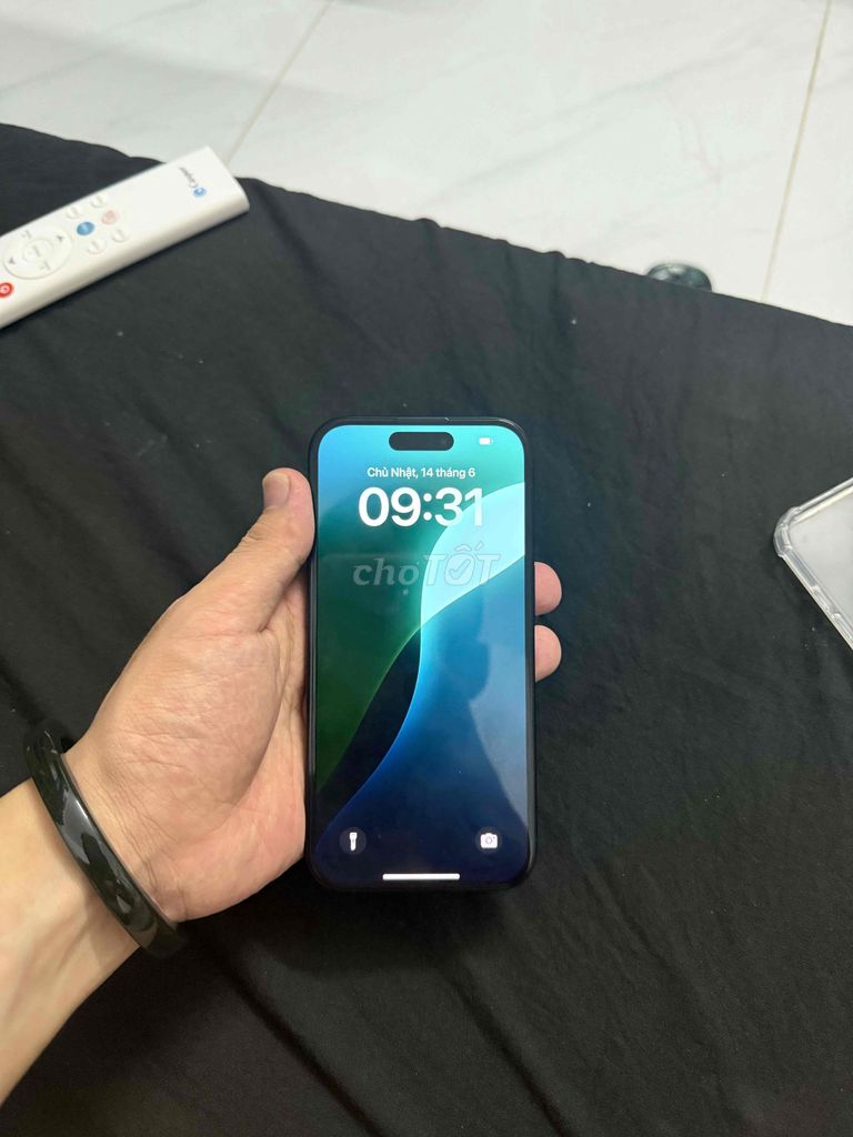 Apple iPhone 16 Đen Như mới. Mua bán Điện thoại tại Quận Hà Đông Hà Nội được đăng bởi xuan hung hình 1