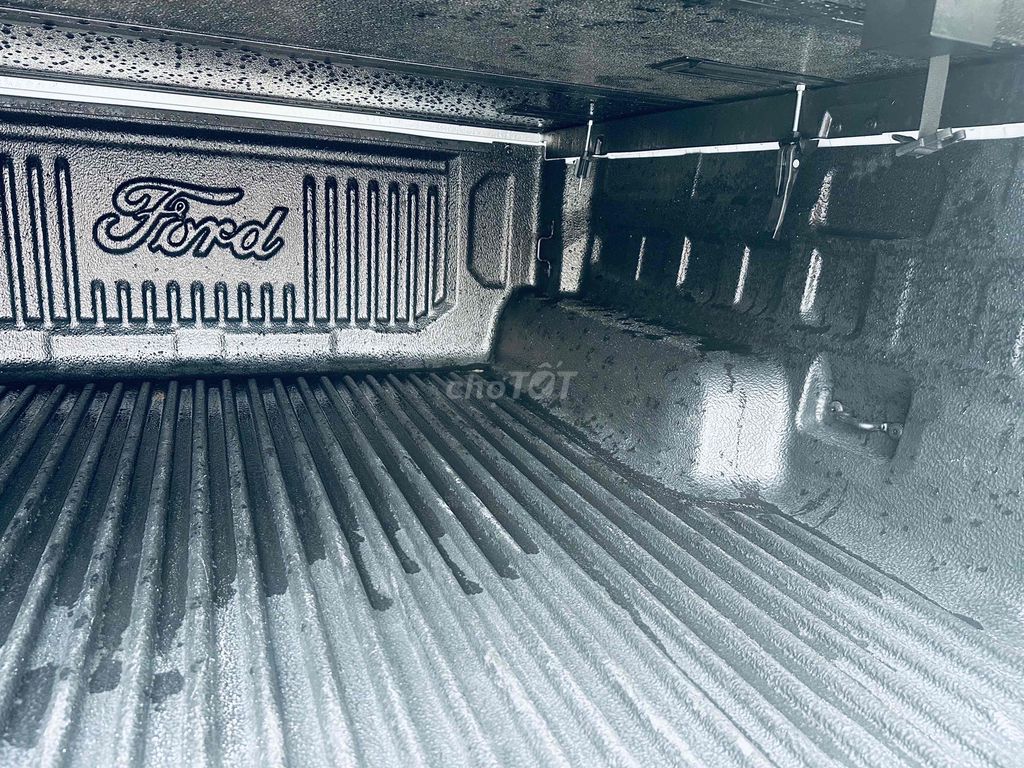 Ford Ranger 2025 XLS 2.0L 4x2 AT - 16000 km. Mua bán Ô tô tại Huyện An Lão Hải Phòng được đăng bởi Nam cường  hình 15