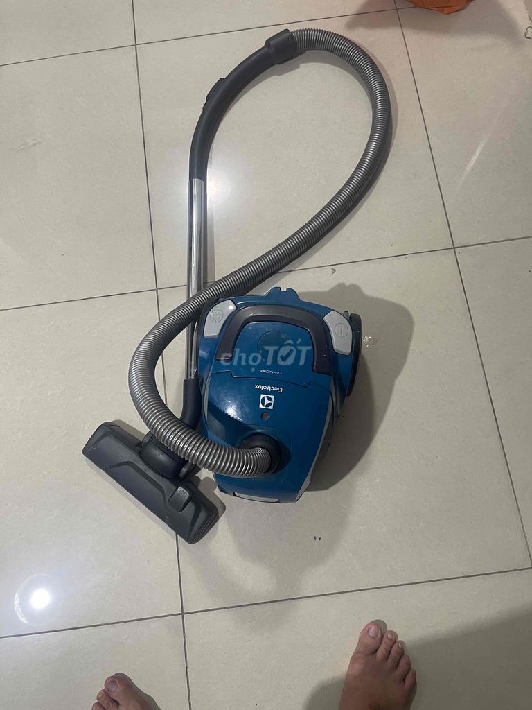 Máy hút bụi Electrolux Z1220. Mua bán Thiết bị vệ sinh, nhà tắm tại Thành phố Thủ Đức Tp Hồ Chí Minh được đăng bởi liên hình 1