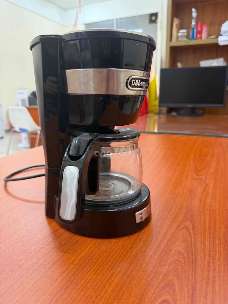 Máy pha cà phê DeLonghi Đen. Mua bán Bếp, lò, đồ điện nhà bếp tại Quận 1 Tp Hồ Chí Minh được đăng bởi Thúy duyên hình 1