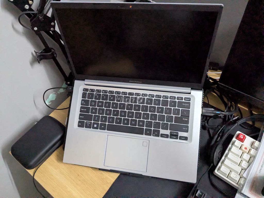 Asus Vivobook i5-1240p 8GB/512GB Bạc. Mua bán Laptop tại Quận Bình Thạnh Tp Hồ Chí Minh được đăng bởi Rich hình 1