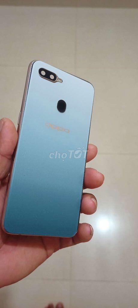 OPPO F9 cho ae lấy Linh kiện