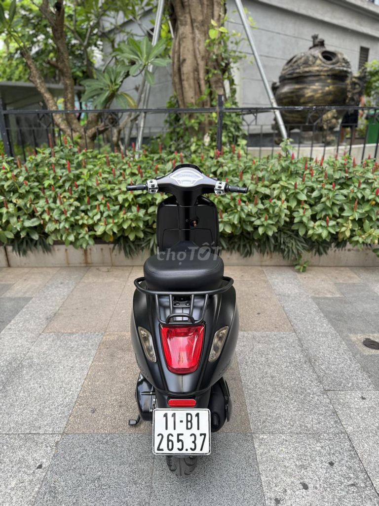 VESPA UP SPRINT Tặng Dầu Máy Dầu Láp Quạt Xoay Gió. Mua bán Xe máy tại Quận Cầu Giấy Hà Nội được đăng bởi minh khang hình 2