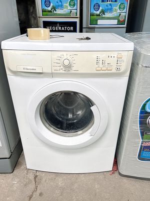 máy giặt cửa ngang Electrolux 7,02kg nguyên bản