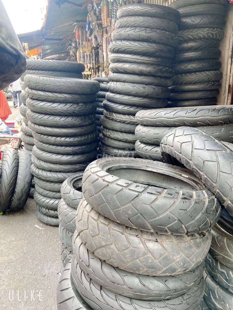 Vỏ xe máy Cao su Đen Đã qua sử dụng. Mua bán Phụ tùng xe tại Quận 5 Tp Hồ Chí Minh được đăng bởi Quấy vỏ xe hình 3