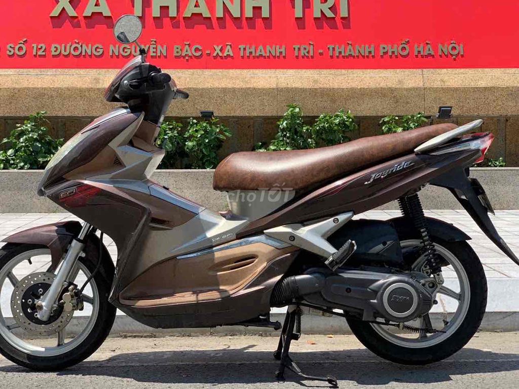 Bán xe SYM joyriader dán kín nylon bóc ra máy zin. Mua bán Xe máy tại Huyện Thanh Trì Hà Nội được đăng bởi xe máy chính hãng hình 3